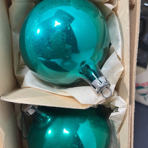 COPY - 1950's Vintage Polish Mercury Glass Ball Ornaments! 11 ornaments - Picture 5 of 16